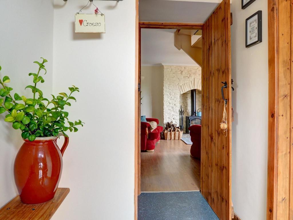 2 Tan Yr Eglwys Villa Pontardawe Exterior photo