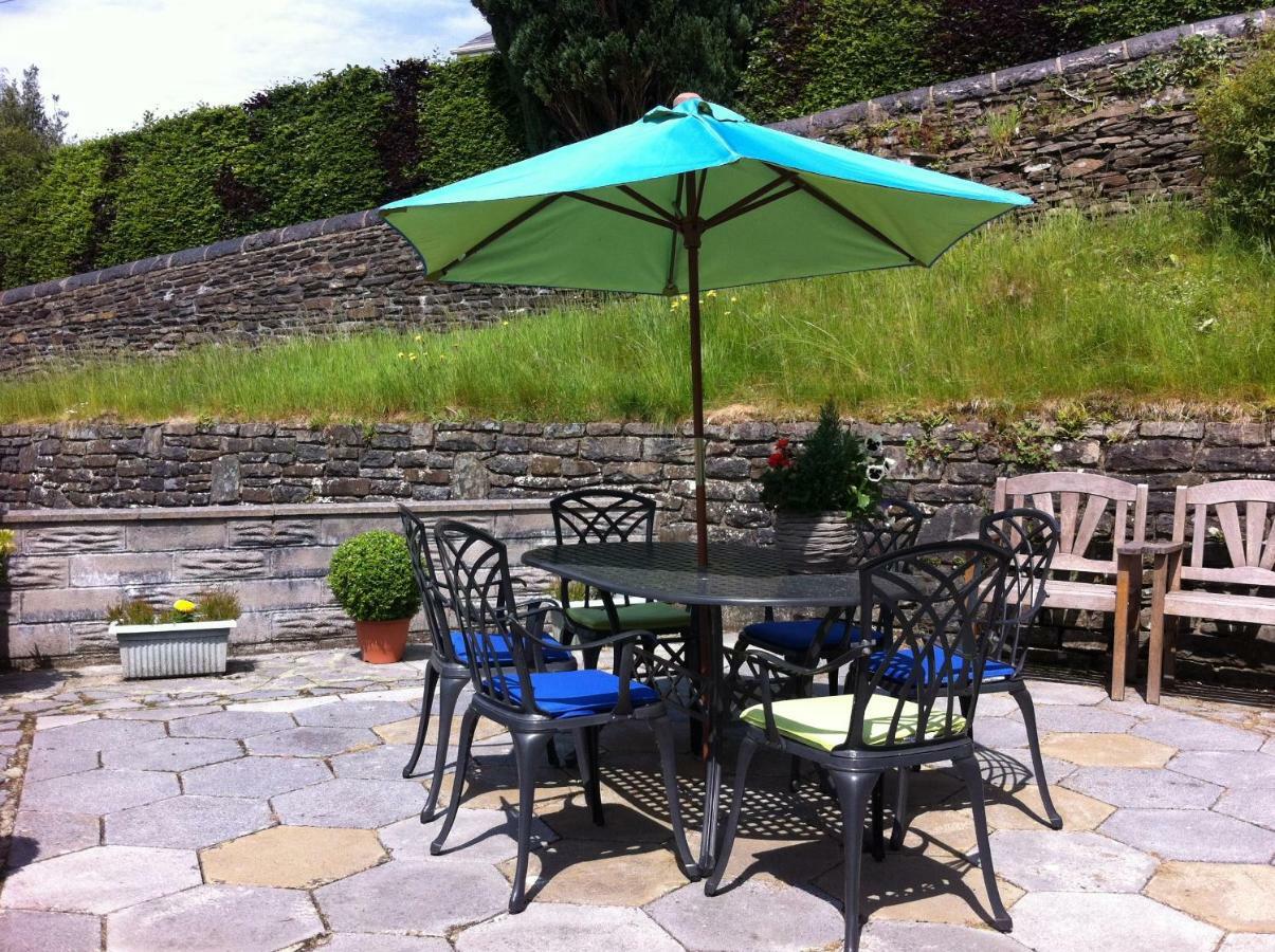 2 Tan Yr Eglwys Villa Pontardawe Exterior photo